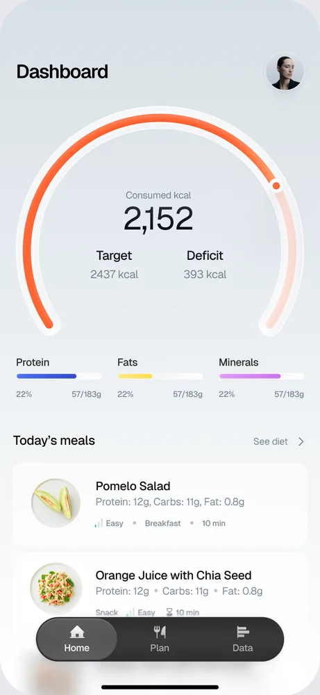 Nutrition app home with calorie gauge and meals